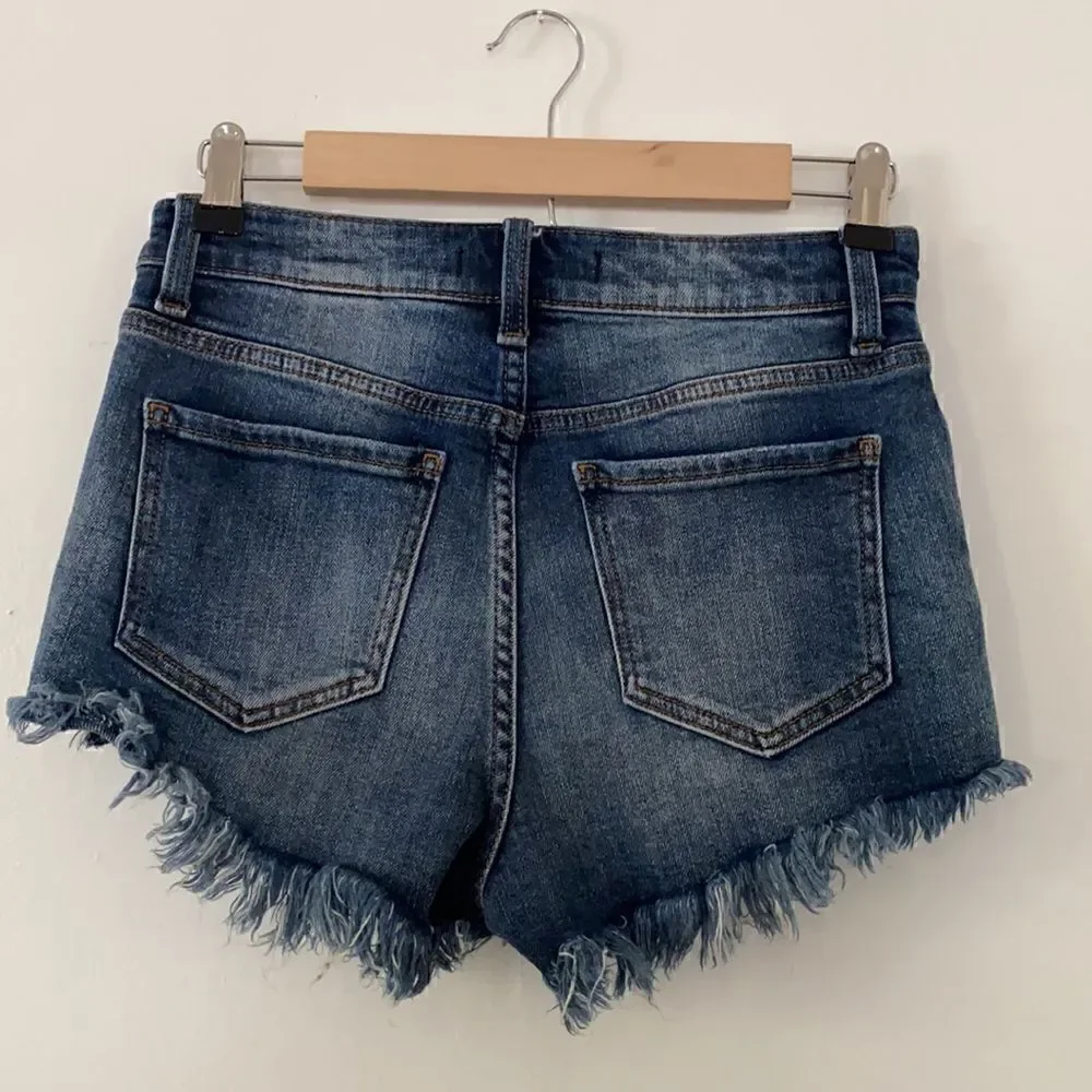 Eunina High waisted shorts